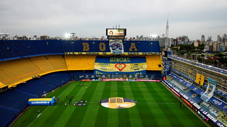 BOCA PLAYERS IN MOVING MARADONA TRIBUTE WITH LEGEND’S DAUGHTER WATCHING